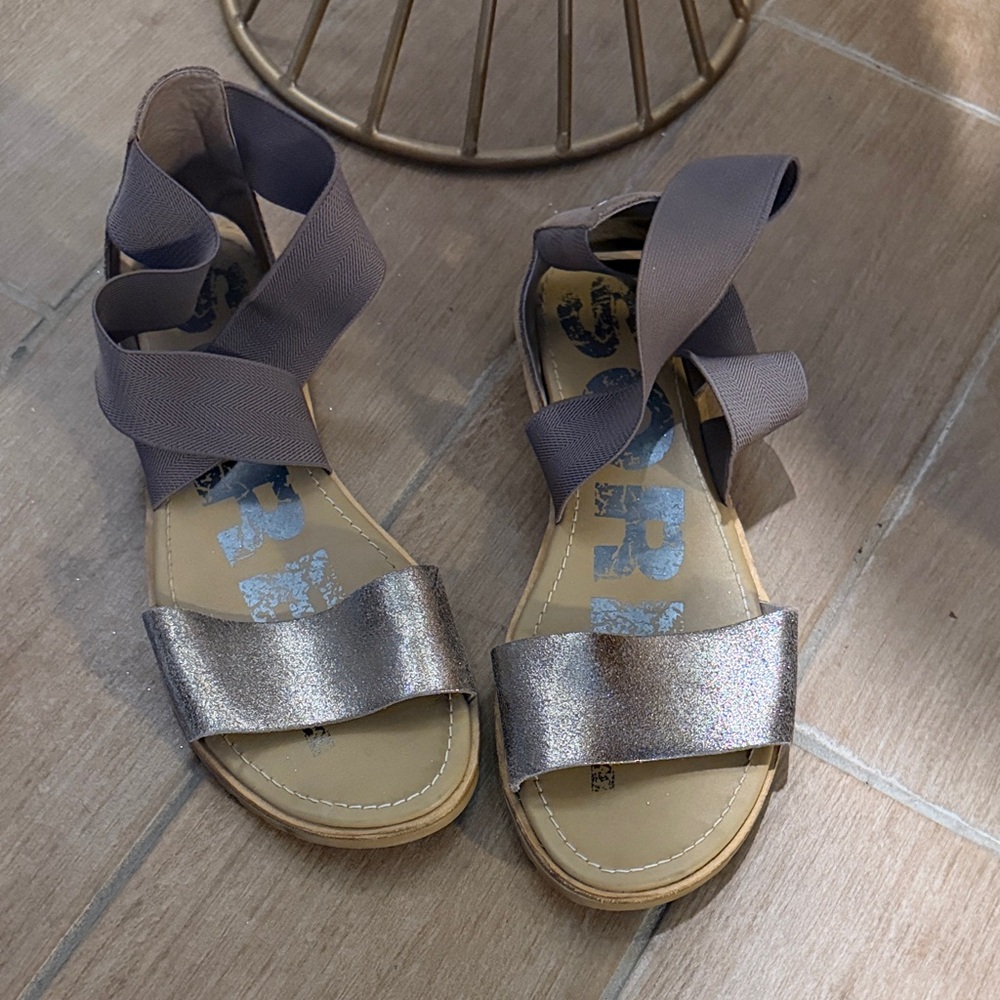 Sorel Metallic Taupe Strap Sandals with Elastic Ankle Band